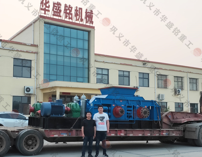 外貿(mào)再創(chuàng)佳績出口國外
